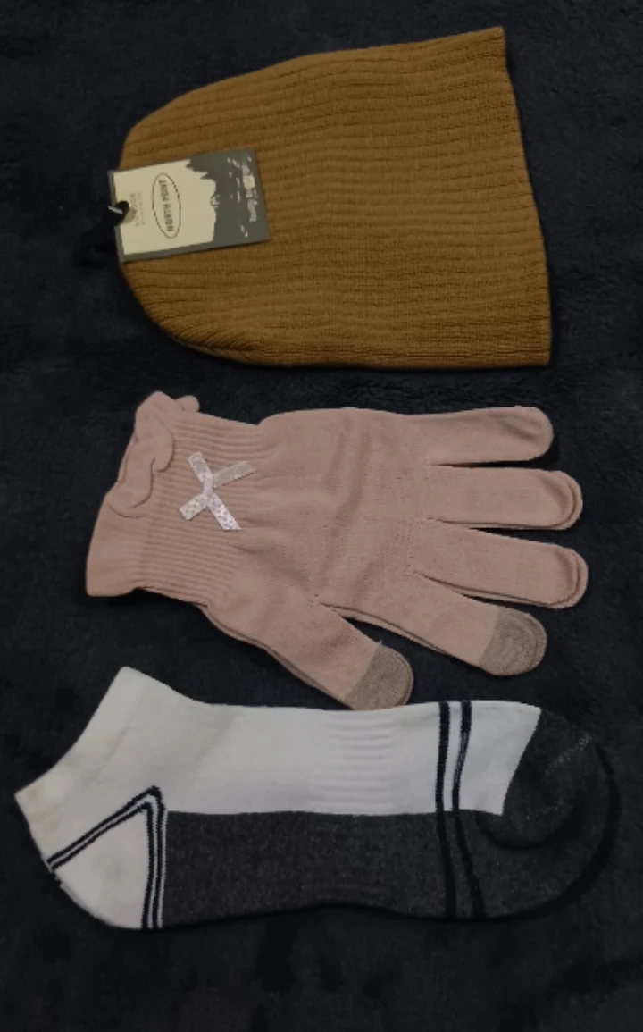North Point Hat, Gloves & Socks Set - New! - photo 3