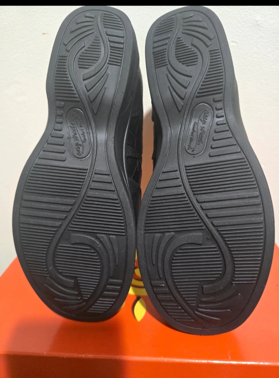 Easy Street SoLite Fernly Black Shoes Size 8W - photo 4