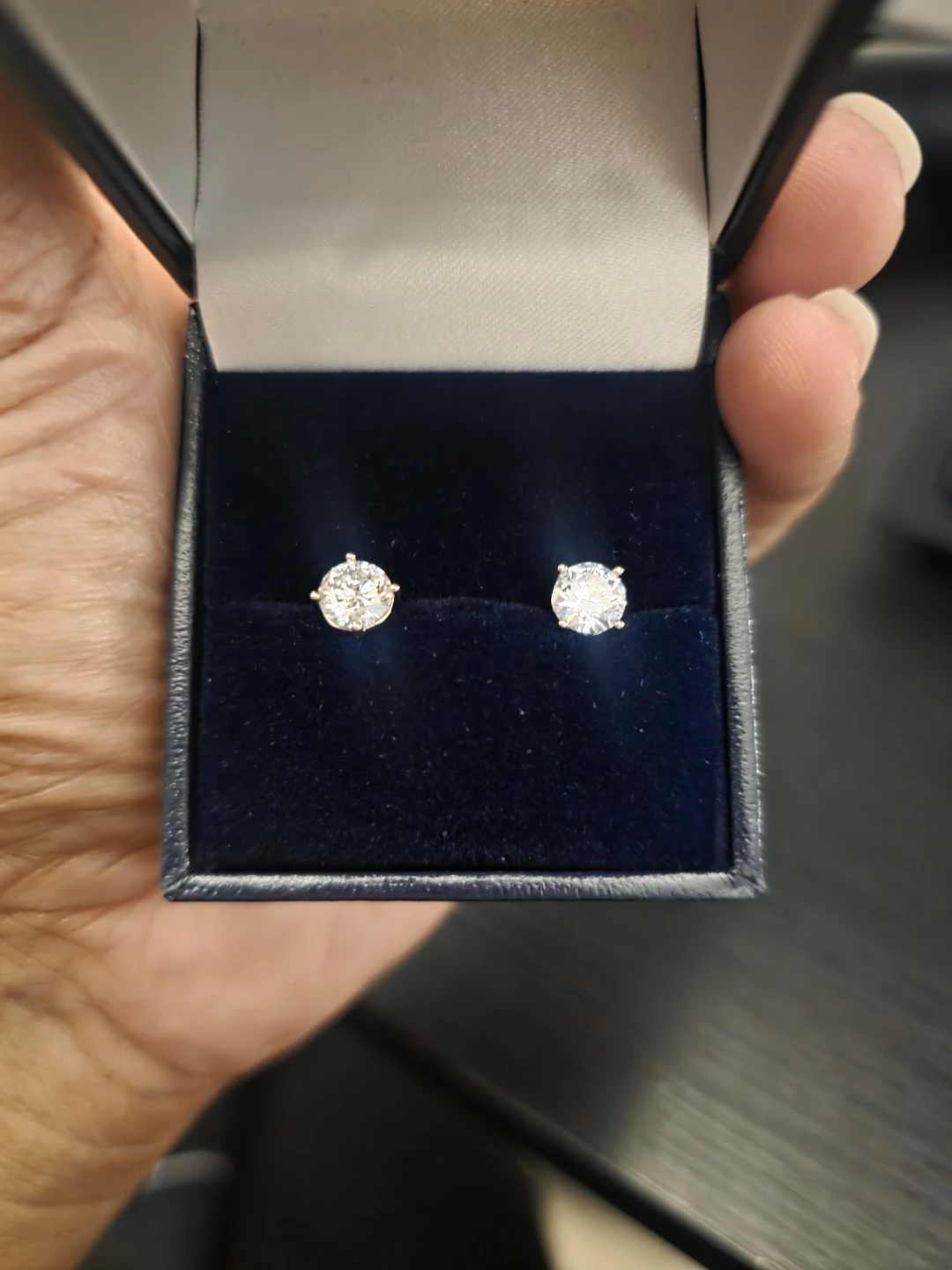 Diamond 2ct studs in 14k gold