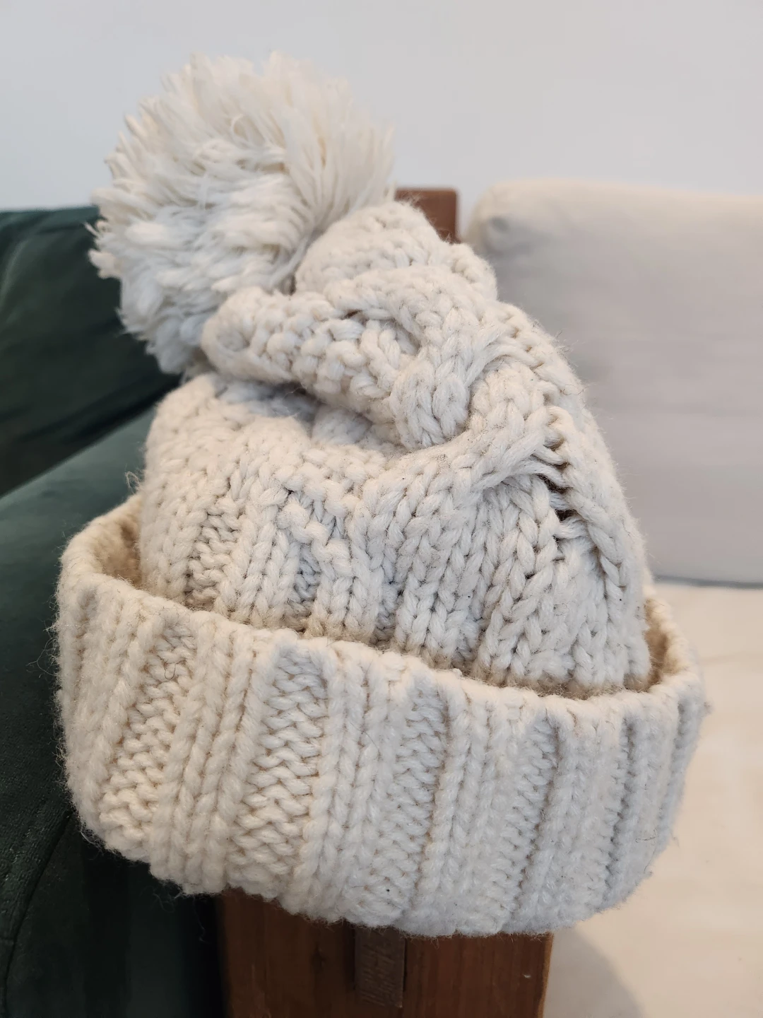 Cream Cable Knit Pom Pom Beanie