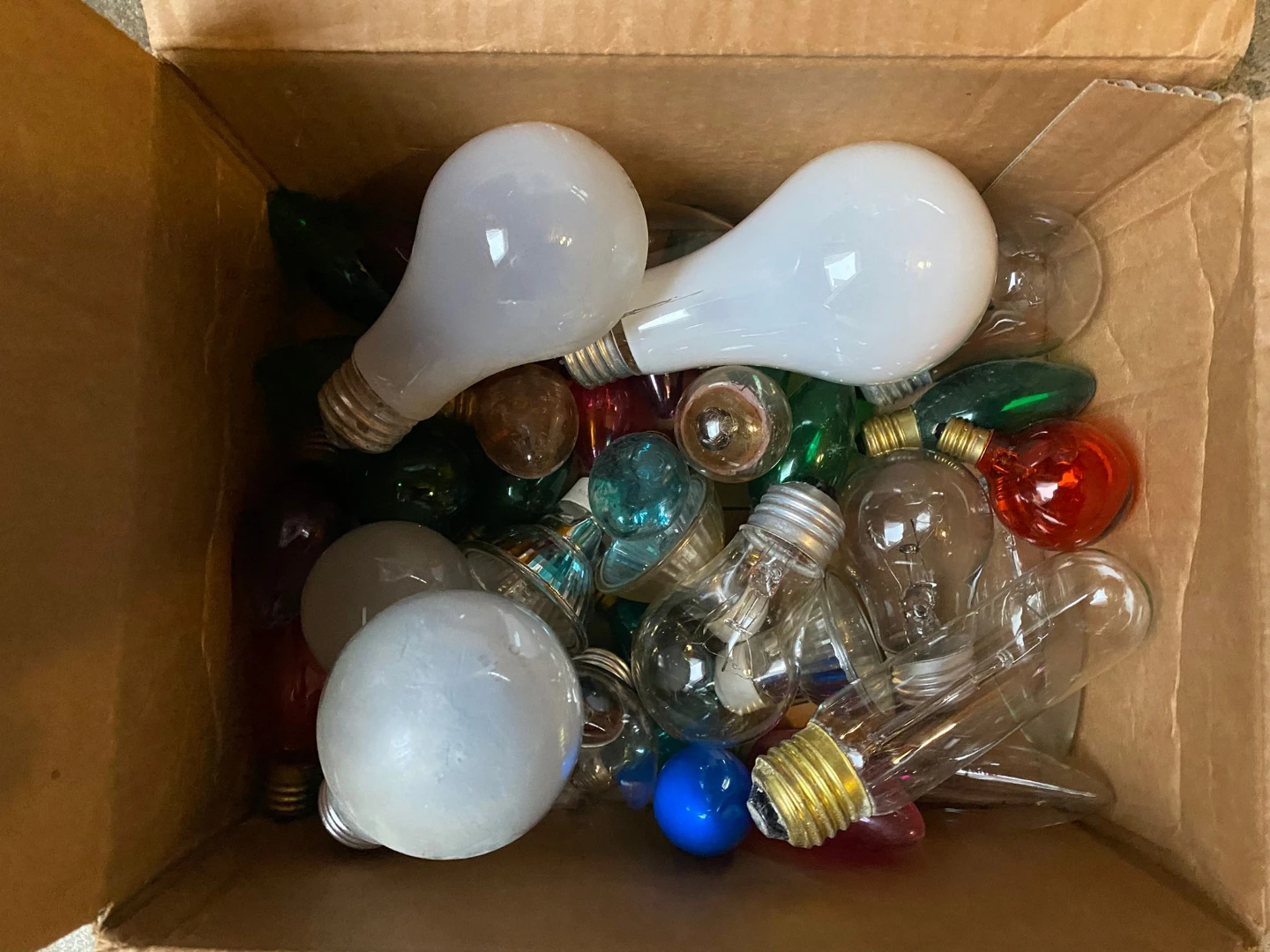 Mixed Light Bulbs - Various Types - photo 2