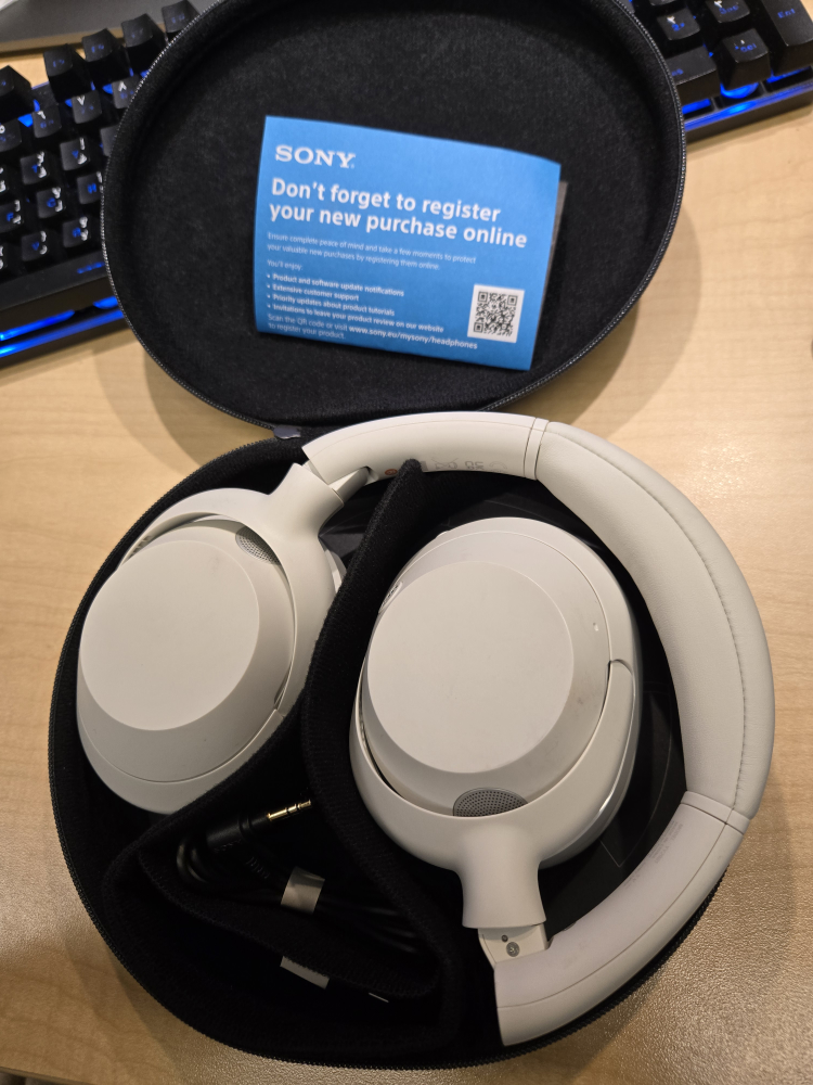 Sony WH-1000XM5 Wireless Noise Cancelling Headphones - White - photo 2
