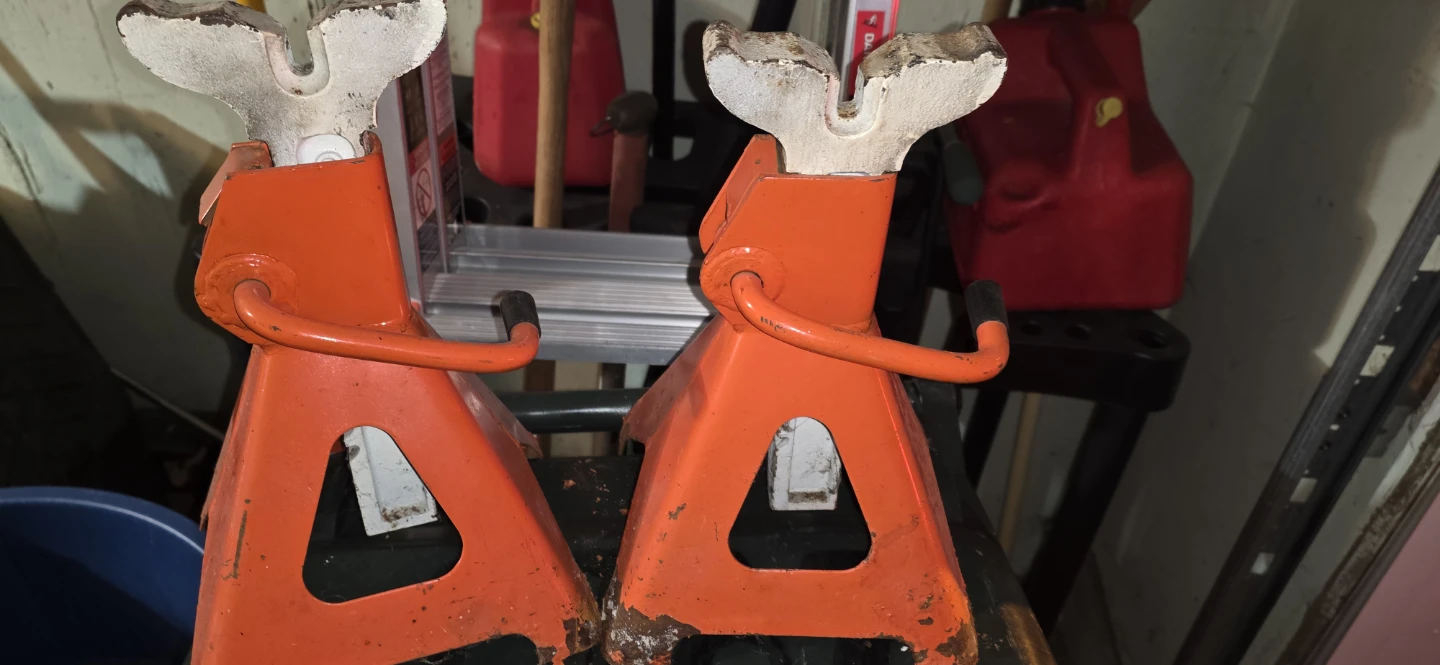 Pair of Orange Jack Stands - photo 3