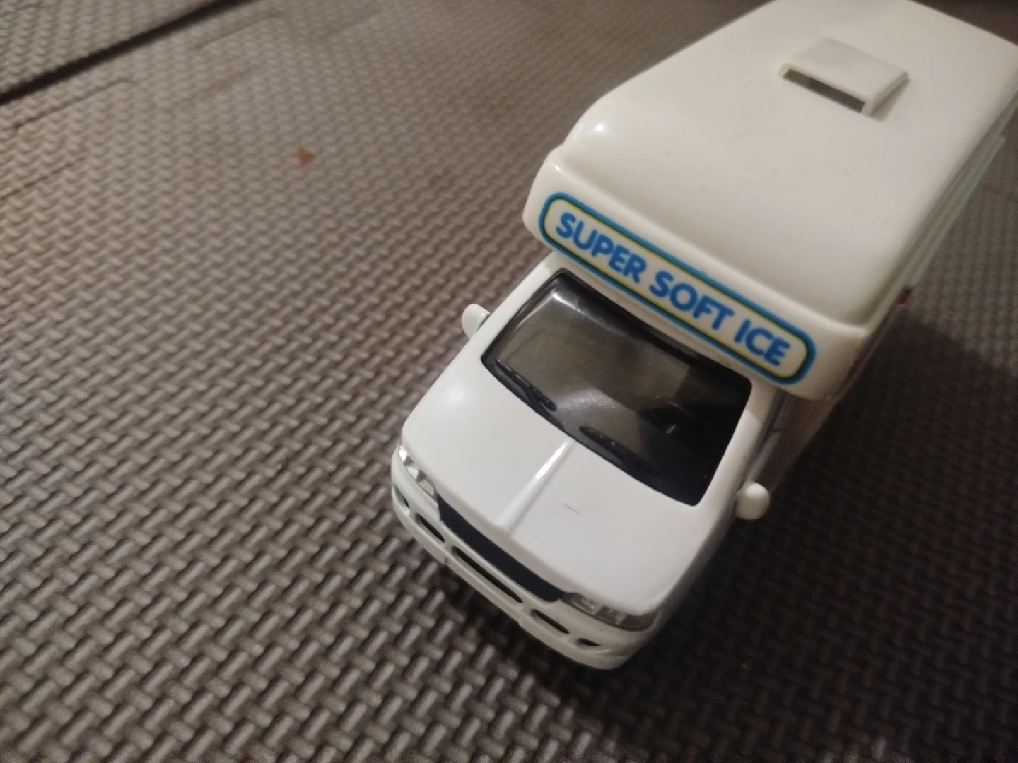 Toy Ice Cream Truck - photo 5