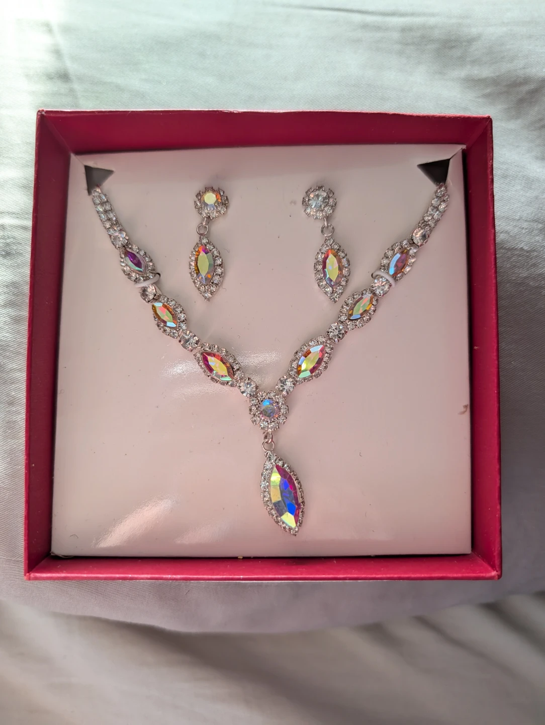 Necklace & Earring Set