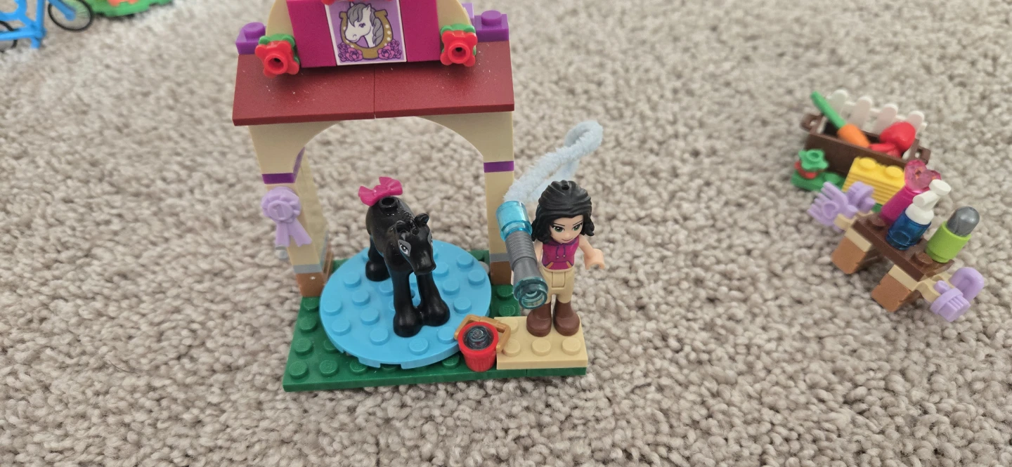 LEGO Friends Horse Stable Accessory Set - photo 2