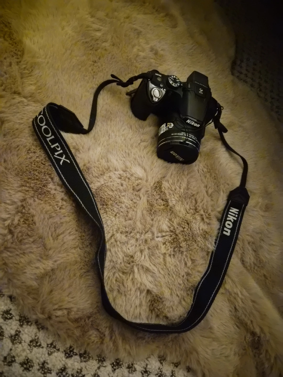 Nikon COOLPIX P510 Digital Camera with Accessories