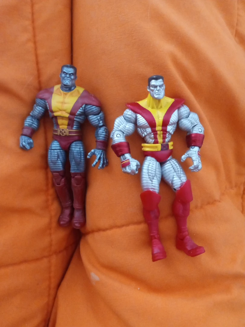 2 Rare Awesome Marvel X-Men Colossus Action Figures 4 inch