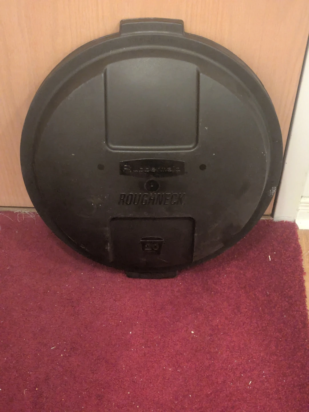 Rubbermaid Roughneck Trash Can Lid