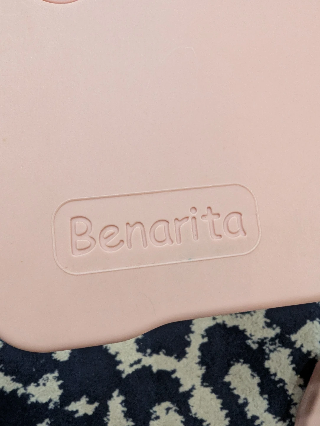 Benarita Kids Table and 2 Chairs Set - photo 3