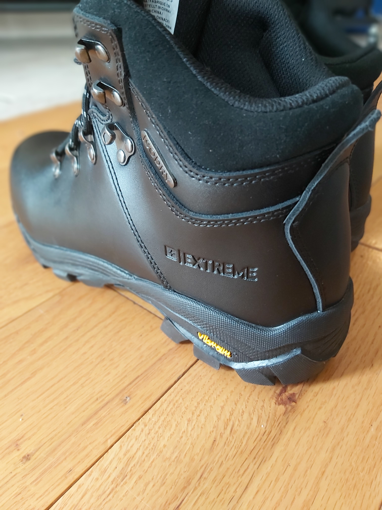 NEW Size 7.5 Mountain Warehouse Black Leather  -Vibram Soles - photo 5