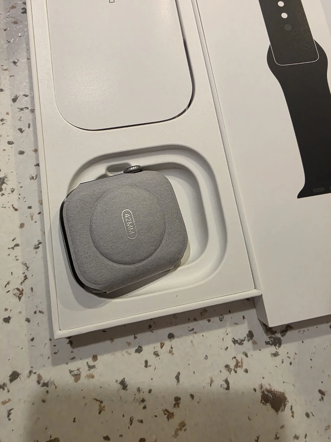 New Apple Watch Series 11 Space Gray 42mm GPS+Cellular - photo 2