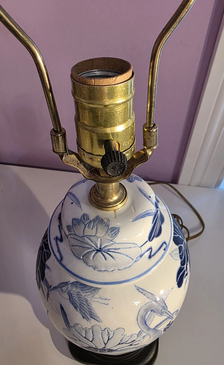 Chinese Blue and White Ginger Jar Table Lamp Crane and lotos - photo 2