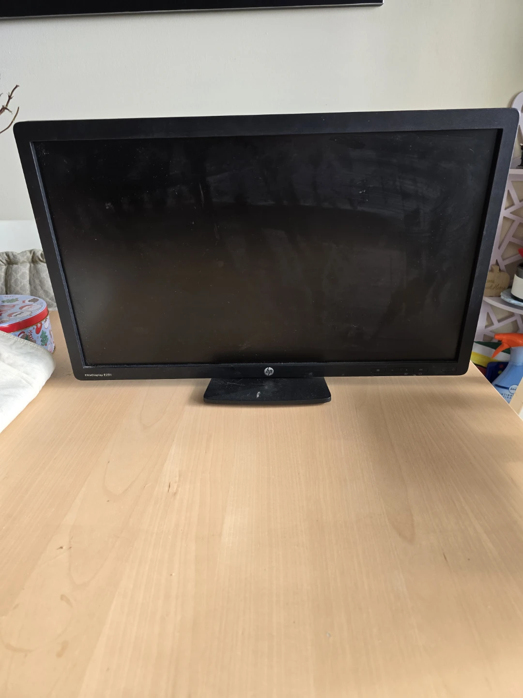 HP EliteDisplay E231i 23-inch Monitor