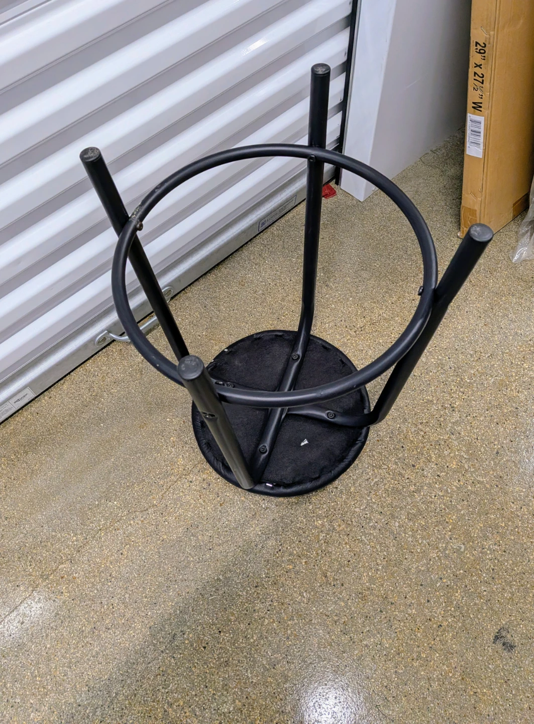 Black Round Top Stool - photo 2