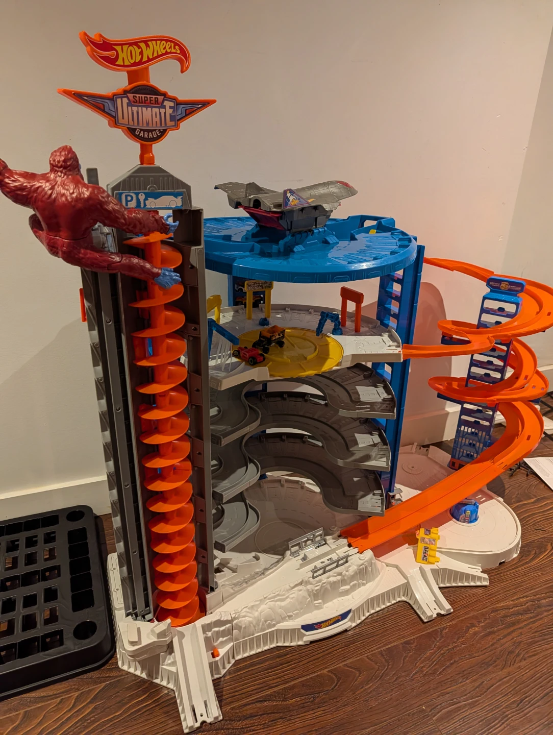 Hot Wheels Super Ultimate Garage Playset