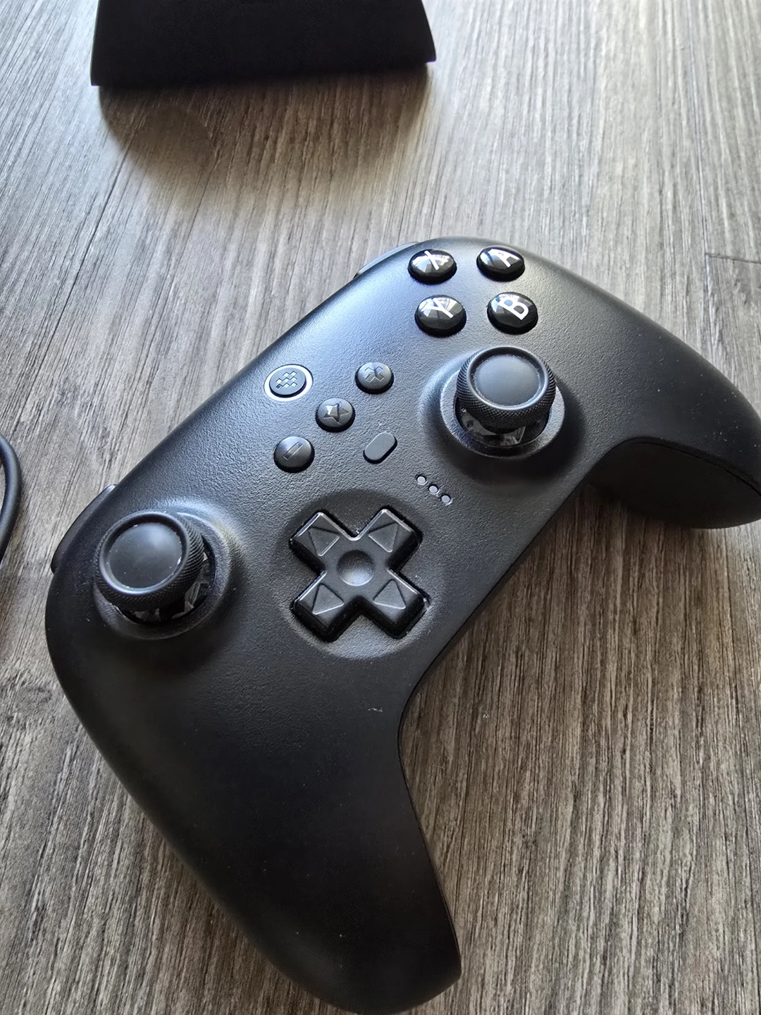 8BitDo Ultimate Bluetooth Controller - Black Edition - photo 2