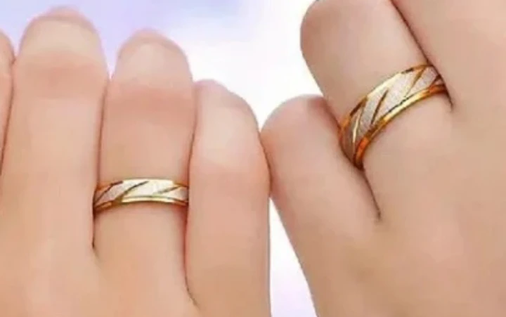 Gold Tone & Silver Inlay Band Ring - photo 2