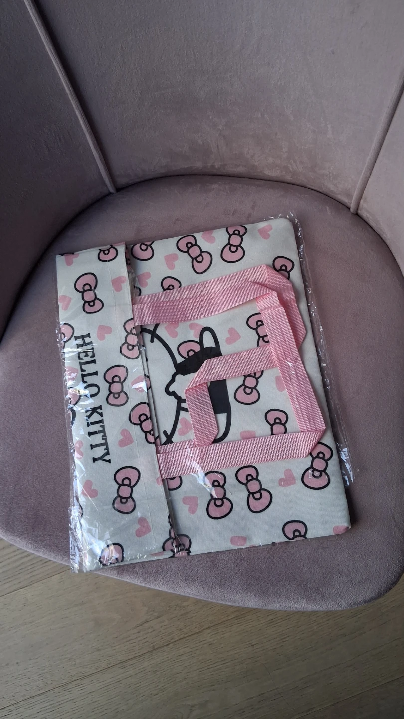 Sanrio Hello Kitty Princess Tote Bag - photo 5