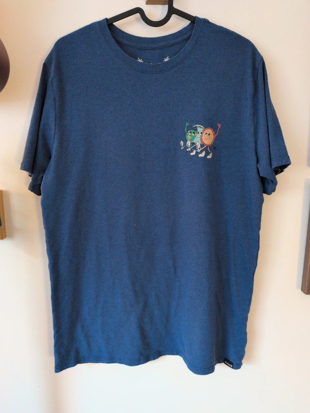 Hurley T-Shirt size medium - photo 2
