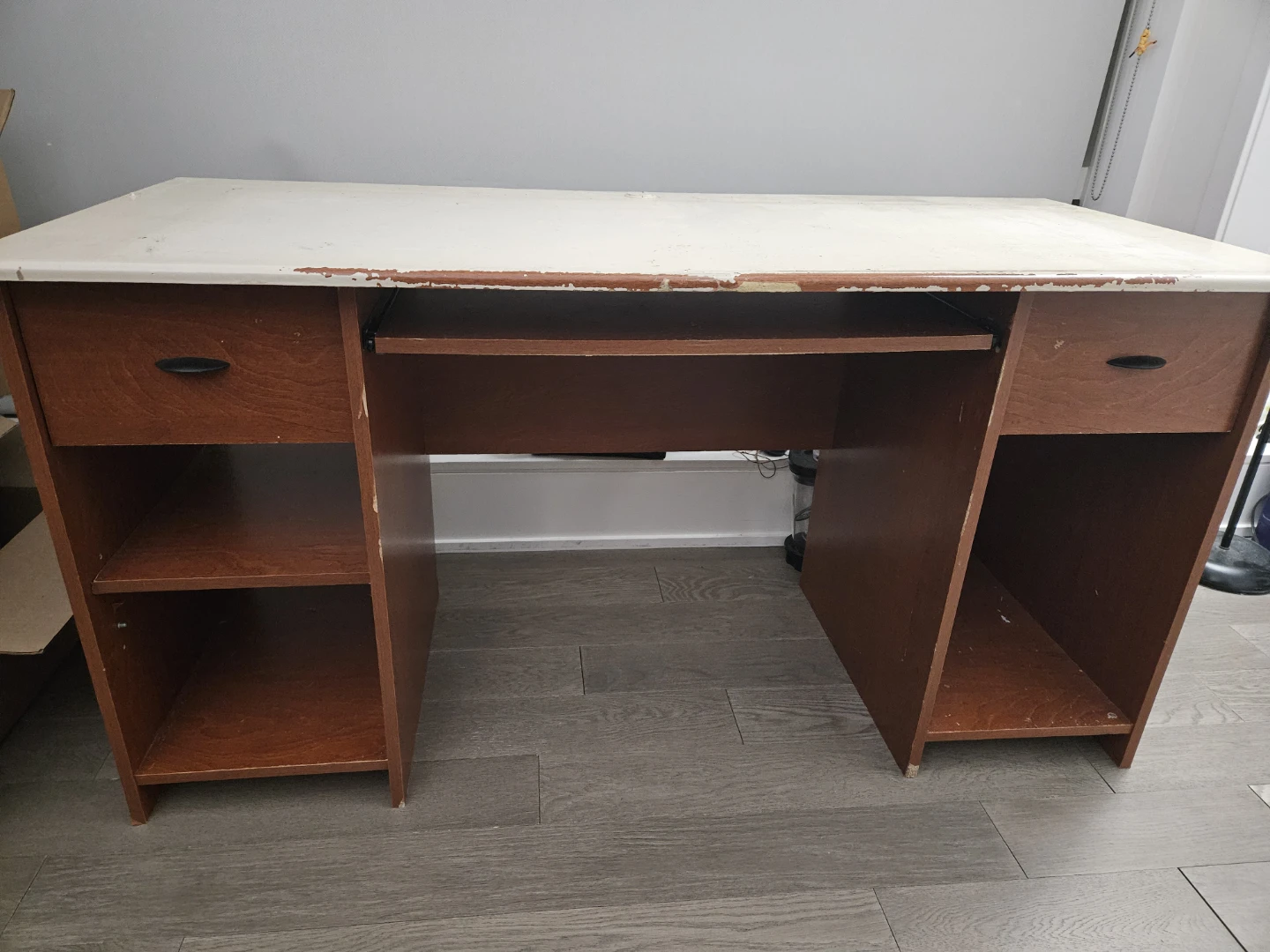 Free computer desk - photo 2