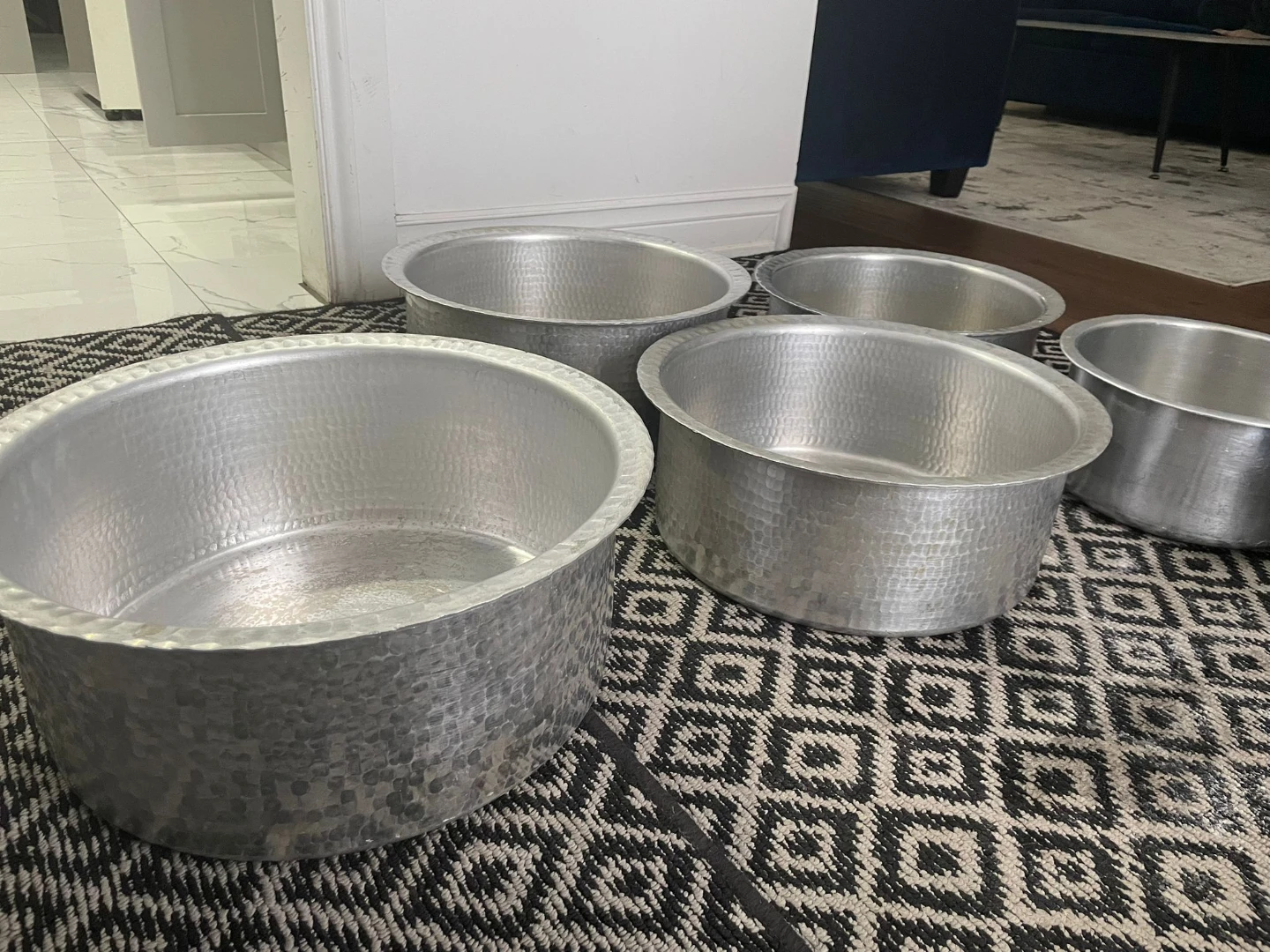 Set of 5 extra large Aluminum Pots - 101 Brand from india - photo 3