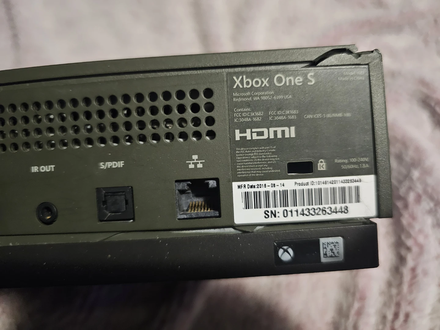 Xbox One S Console - photo 2