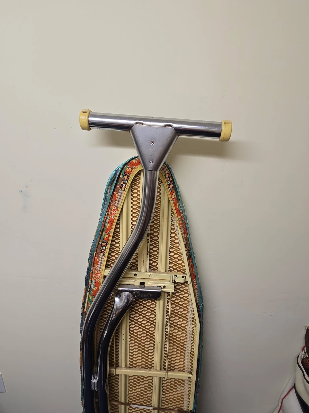 RID-JID Retro 1960's Folding Steel Mesh Ironing Board - photo 2