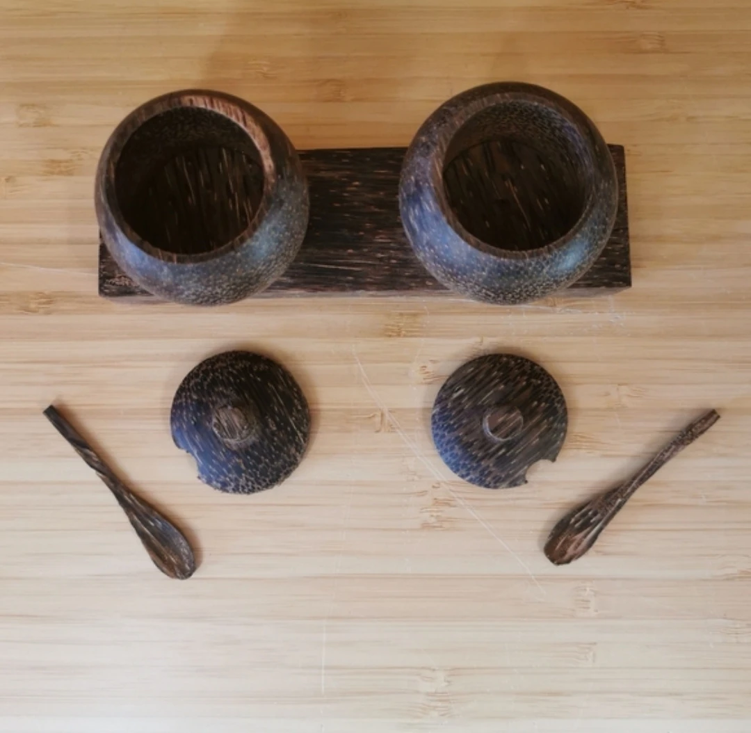 Wooden Salt and Pepper Bowls with Spoons - photo 4