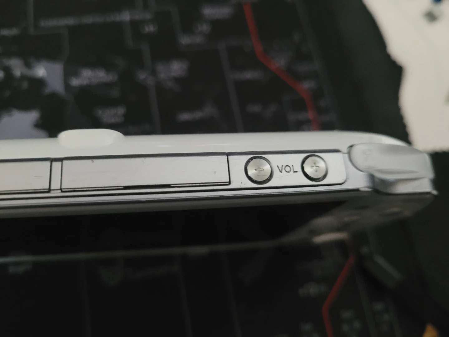 Psvita glacier white with 256gb sd card and charger - photo 5