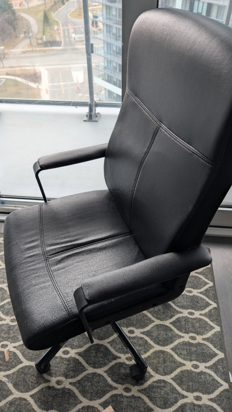 Black Office Chair