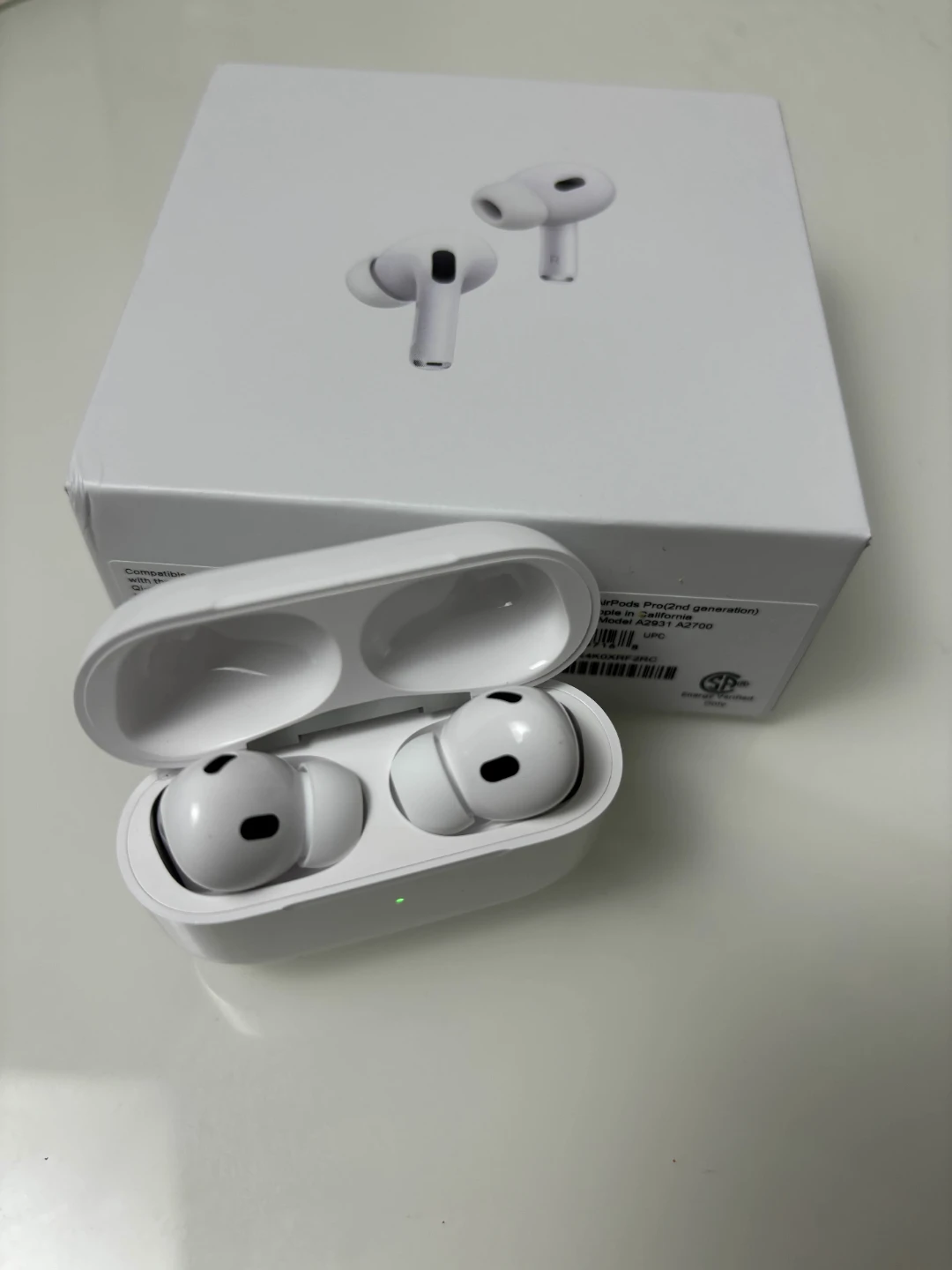 Bluetooth Earbuds - Like New! - photo 2