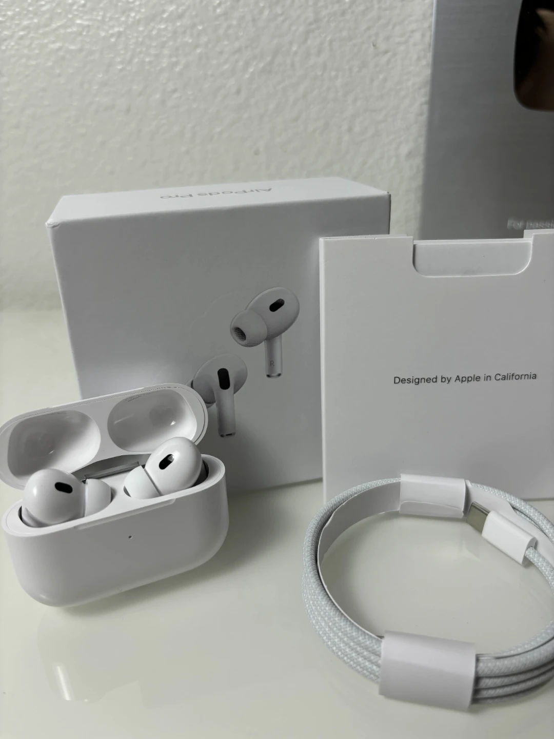Bluetooth Earbuds - Like New! - photo 3