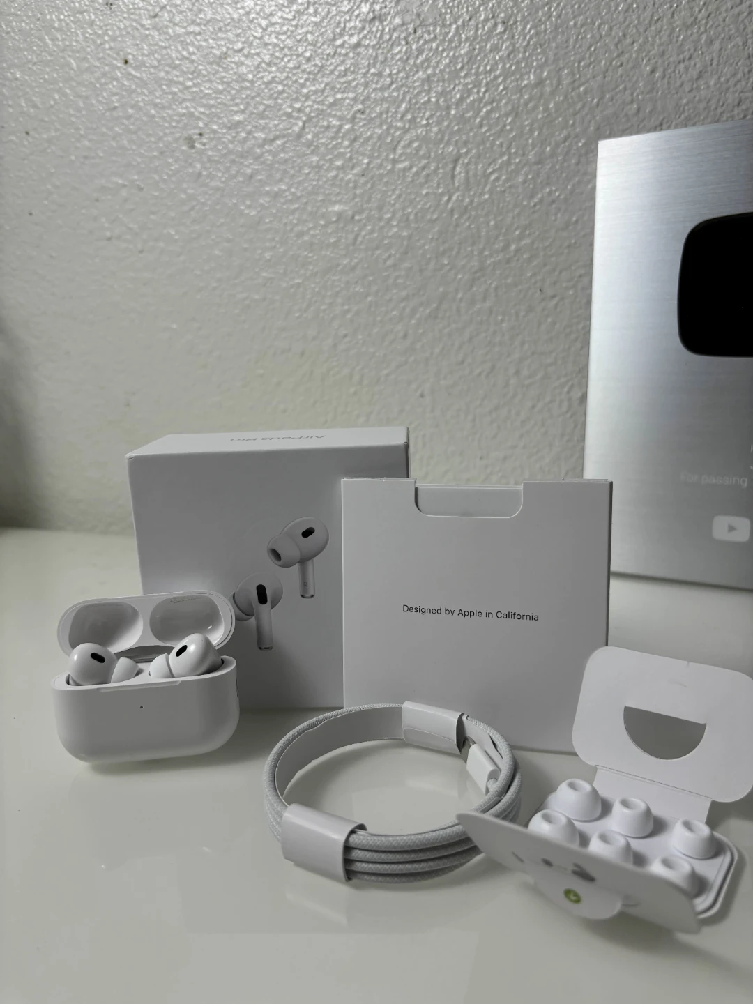 Bluetooth Earbuds - Like New! - photo 4