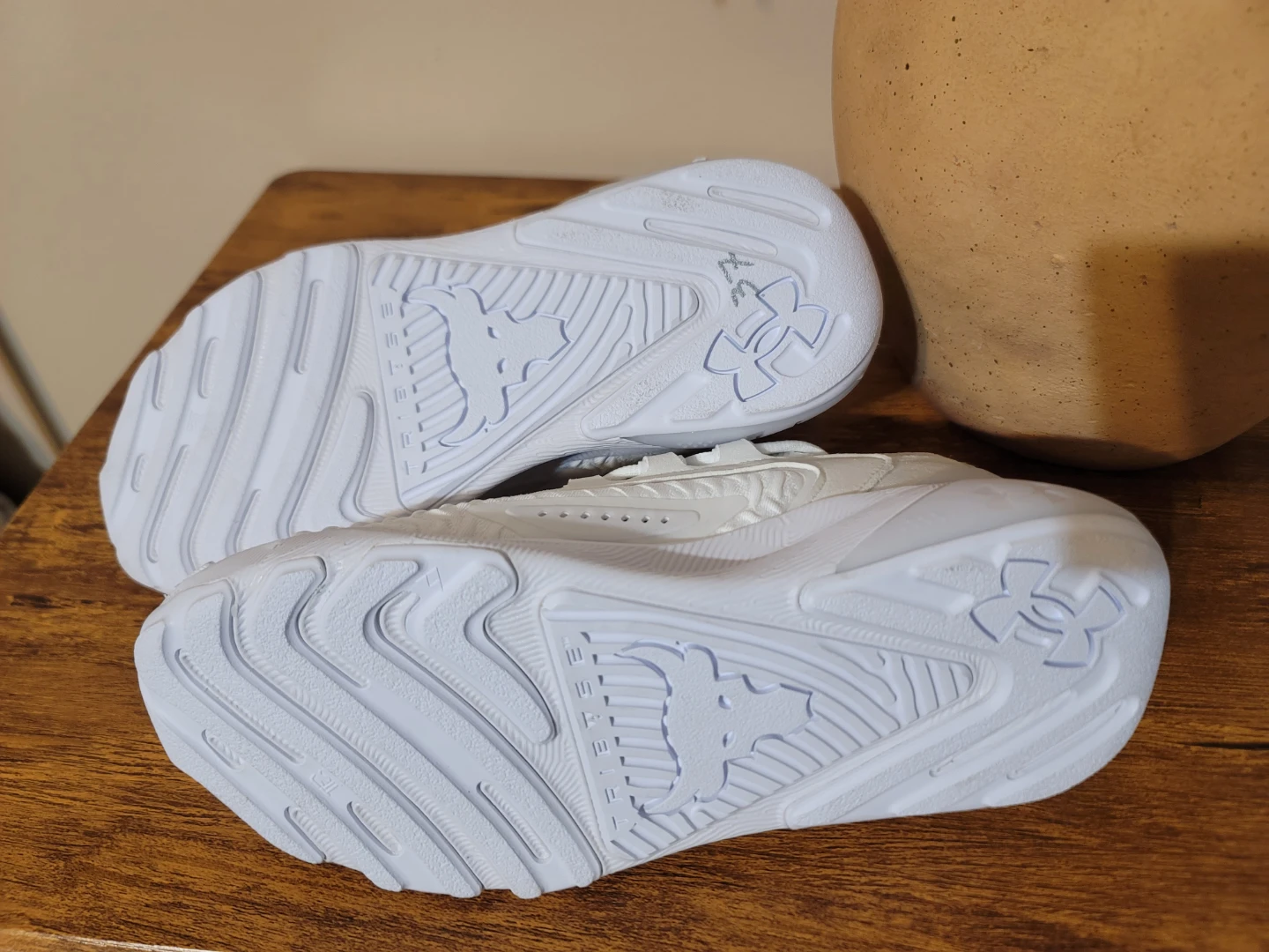 Under Armour Men Project Rock 7 White NWT Sz 8.5 Sneaker - photo 3