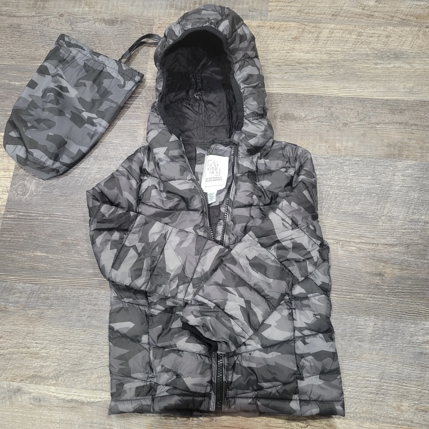 Just Kiddin Camo Puffer Jacket - Size 4 - photo 3