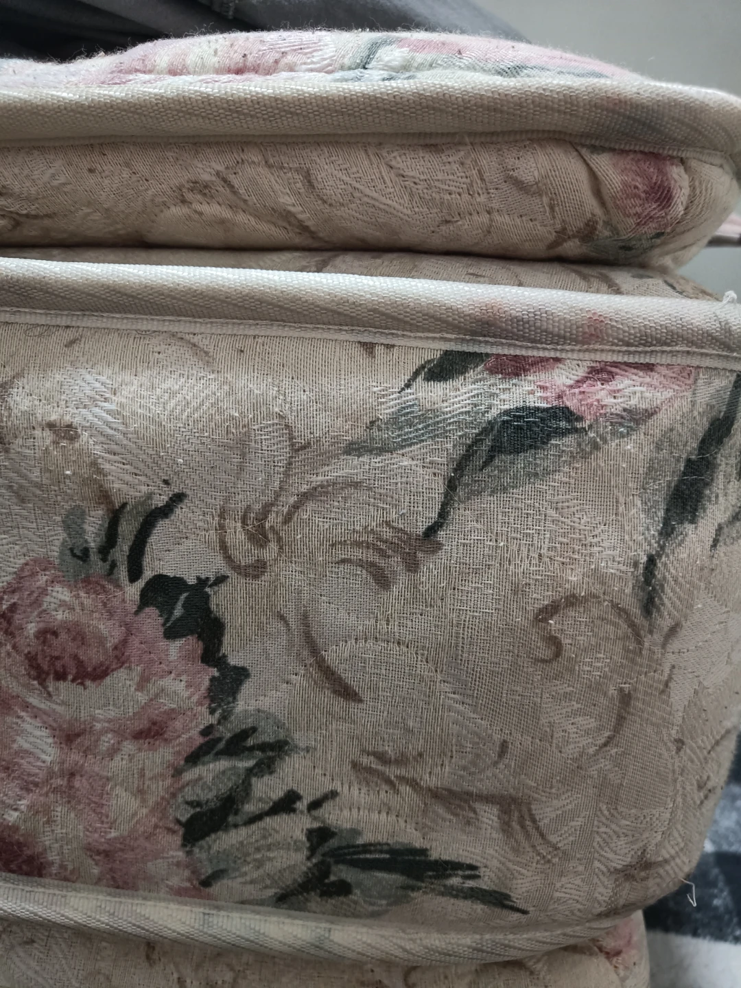 Queen size mattress for free