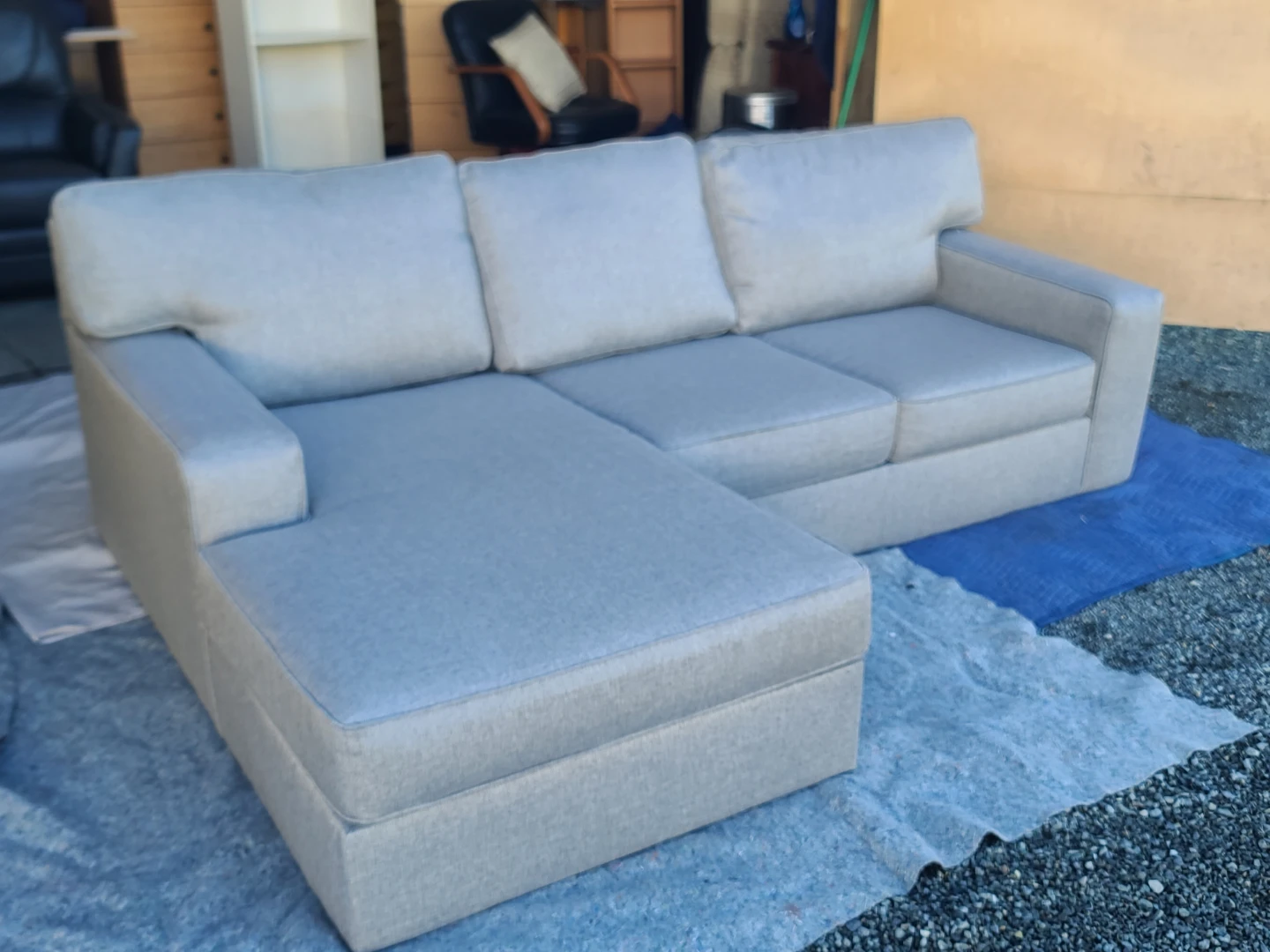 Modern Grey L-Shaped Sectional Sofa with Chaise
