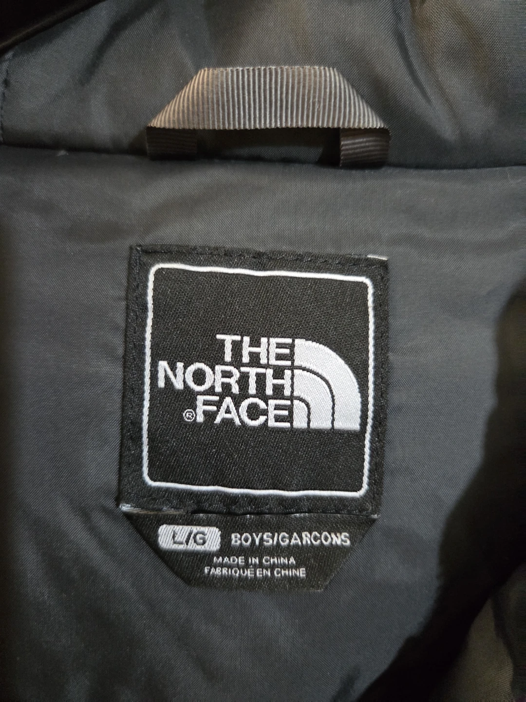 The North Face Boys' Black Puffer Jacket Size L/G - photo 3