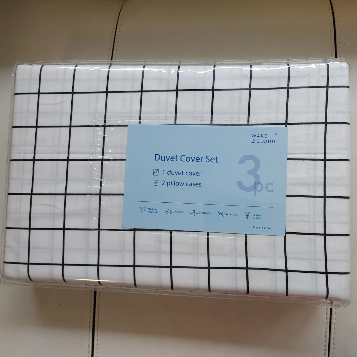 Wake In Cloud Queen Duvet Cover Set - NEW