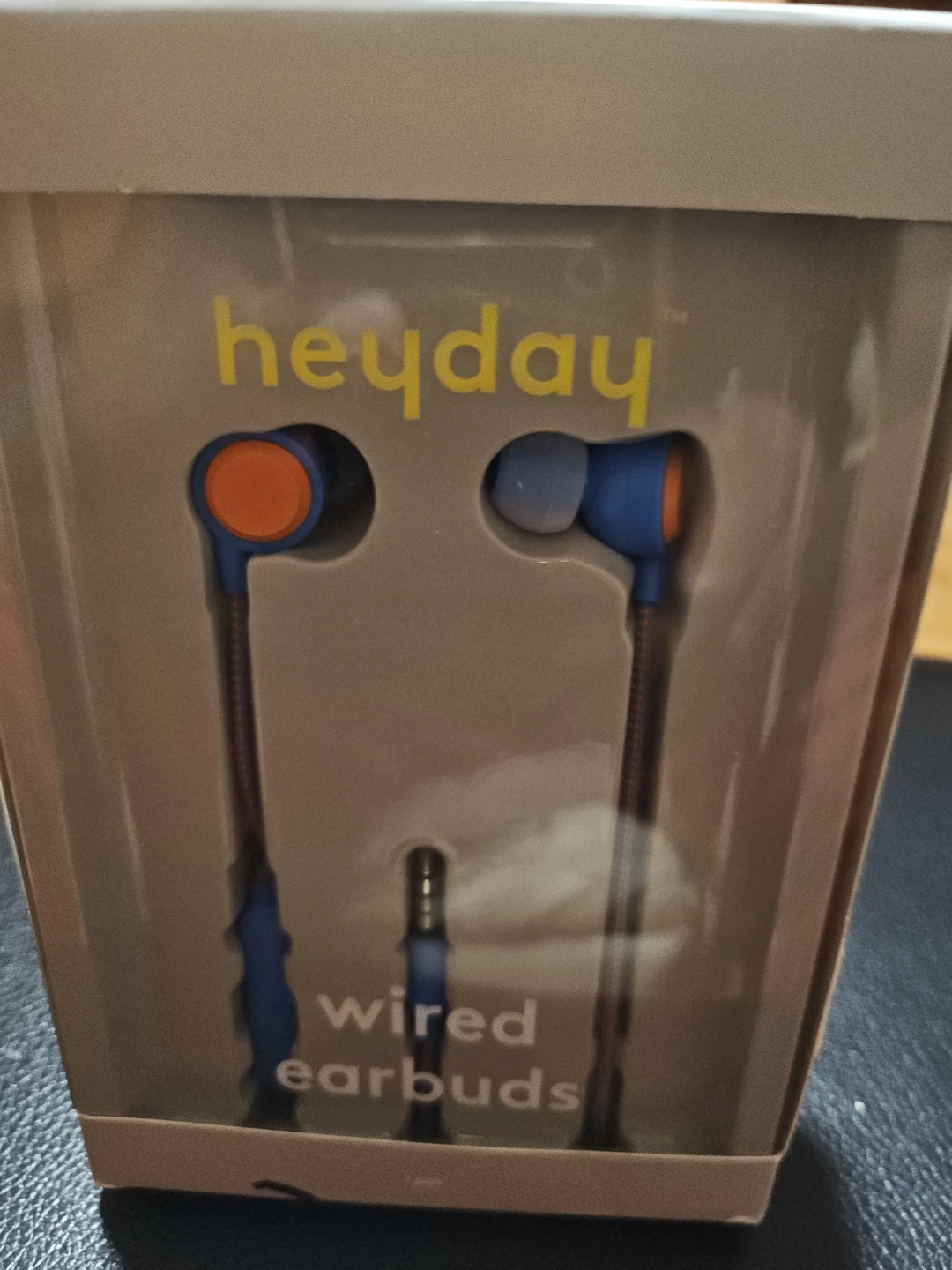 Heyday Wired Earbuds - New in Box!