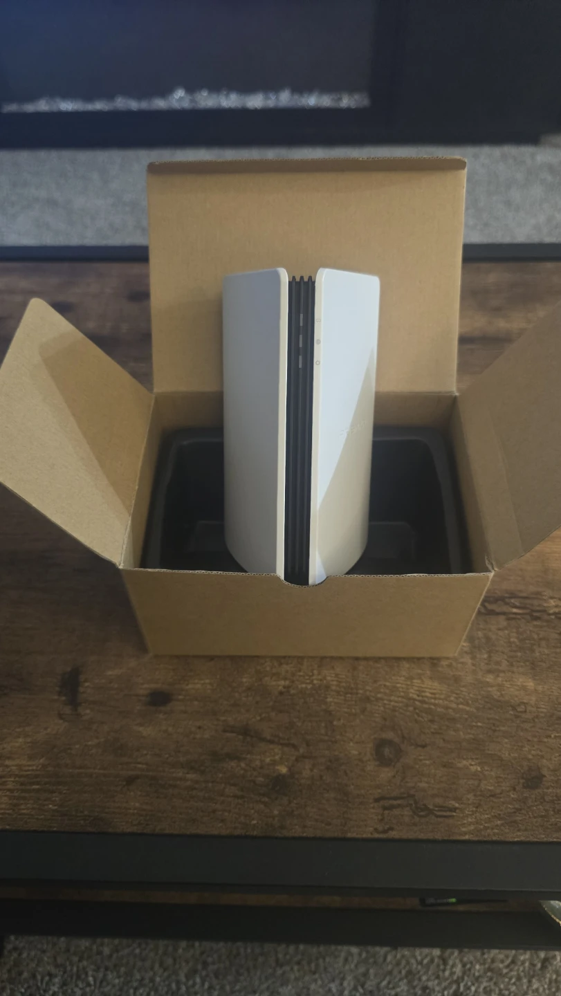 PRISM+ Puppis S1 Wireless Router - New in Box! - photo 2