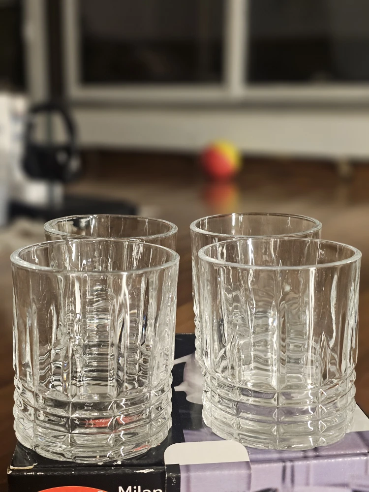 Set of 4 Vittori Dof Preston Glasses