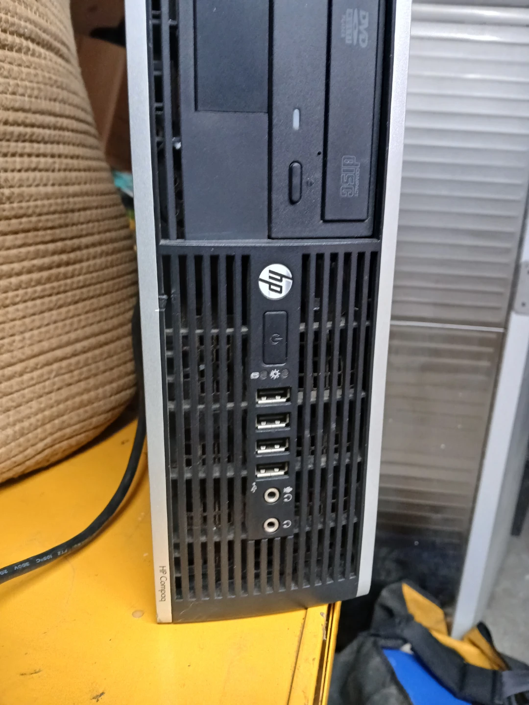 HP Compaq 4000 Pro Small Form Factor PC - photo 3