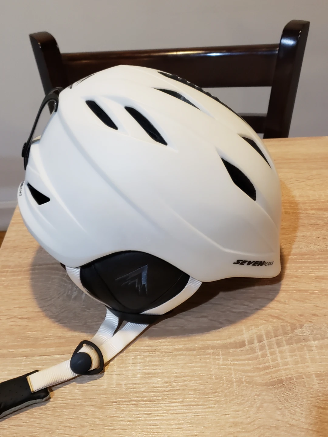 Seven Peaks Ski Helmet + Ski Goggle + Case