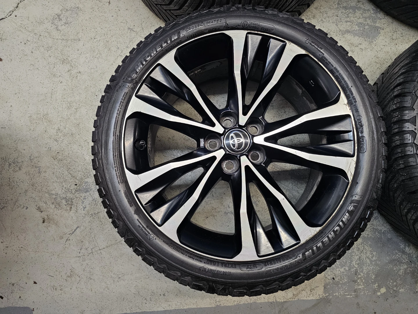 TOYOTA COROLLA O.E.M RIMS AND ALL WEATHER TIRES 215/45 R17 - photo 2