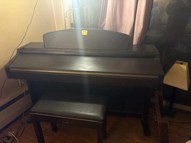 Yamaha Clavinova CLP-950 Digital Piano - photo 3