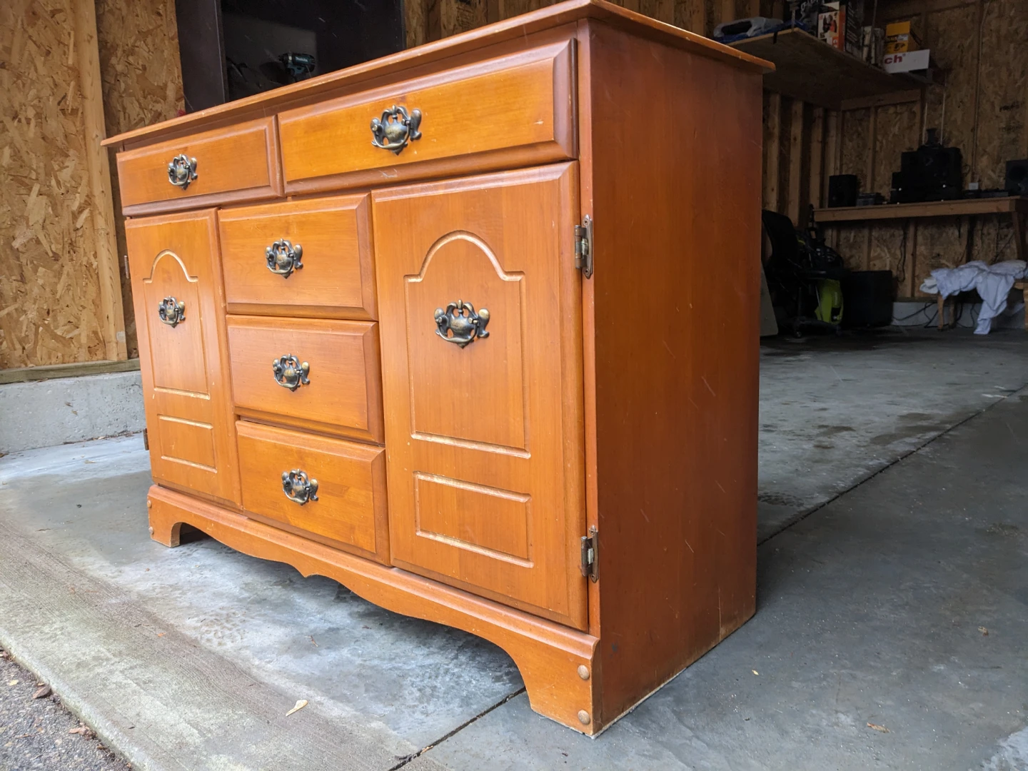 Dresser/Cabinet Combo in Solid Wood - photo 3