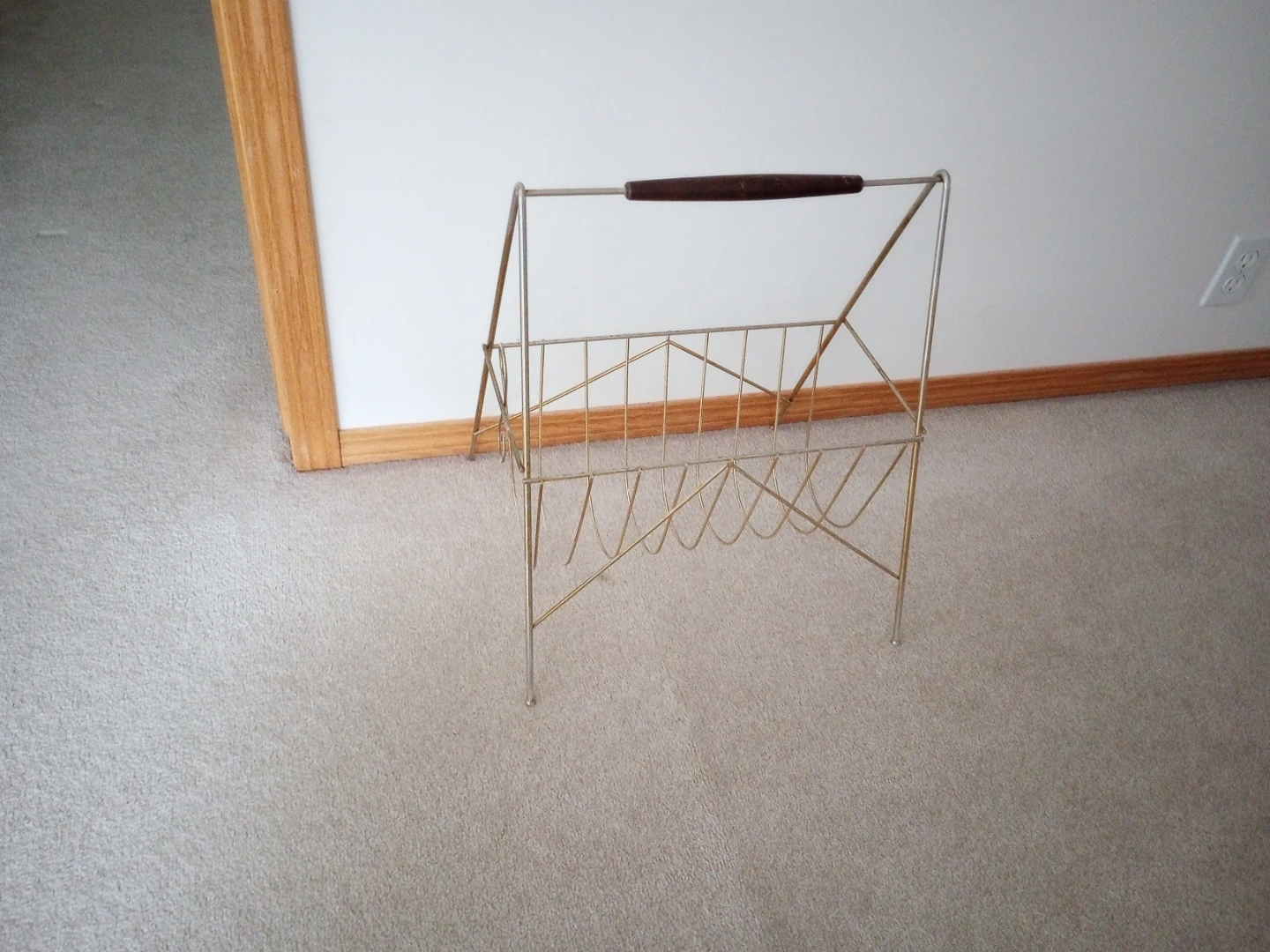 Vintage Magazine Rack with Wood Handle - photo 2
