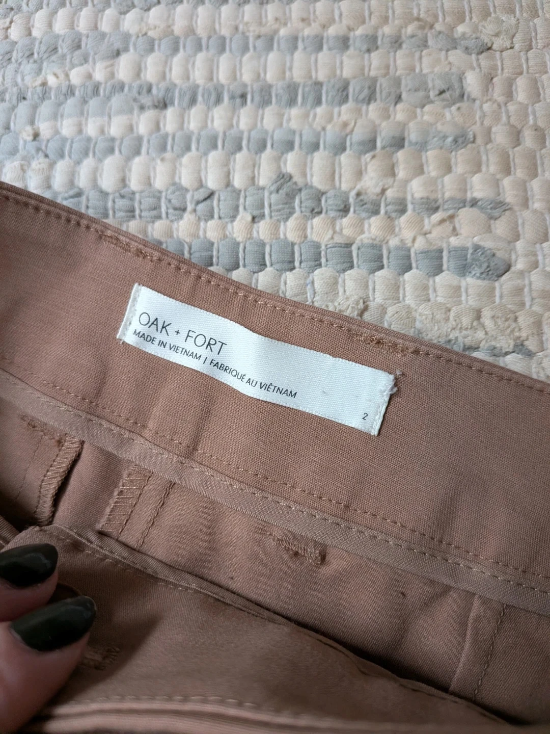 OAK + FORT beige cropped pants - photo 2